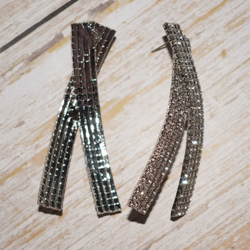 Дизайн блестящие стразы X-style шпильки геометрической формы серьги для женщин модные ювелирные изделия бутик коллекции серьги аксессуары