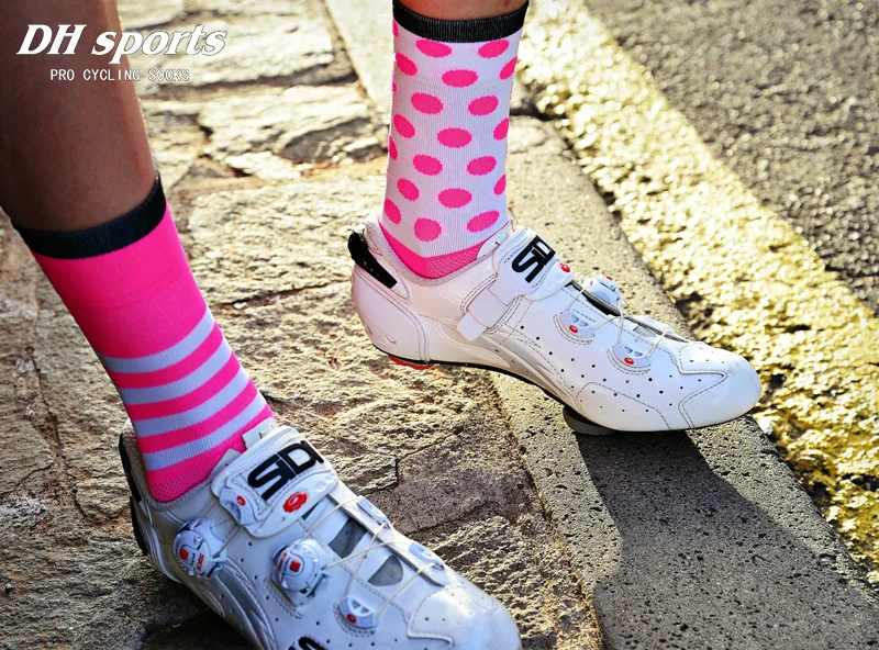 DH Спортивные Компрессионные велосипедные носки мужские и женские профессиональные дорожные гоночные дышащие спортивные носки для бега calcetines ciclismo
