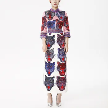 

2019 Summer New Arrival Women Stand Collar Half Sleeve Beaded Cartoons Printed Side Split Designer Long Runway Dresses Lucury