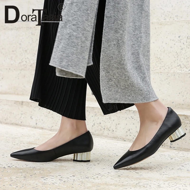

DORATASIA 2019 Cow Genuine Leather Sheepskin Woman Shoes Sexy Pointed Toe Elegant Chunky Heels Shoes Women Pumps
