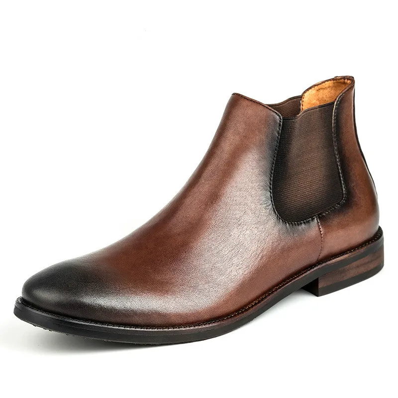 

Spring and autumn trend, men's shoes, antique British boots, Chelsea boots, leather boots, Martin boots