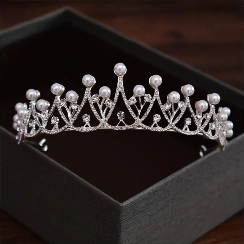 

2018 New Women Tiaras and Crowns Cake Wedding Hair Accessories Tiara Bridal Crown Wedding Tiaras for Brides Hair Ornaments