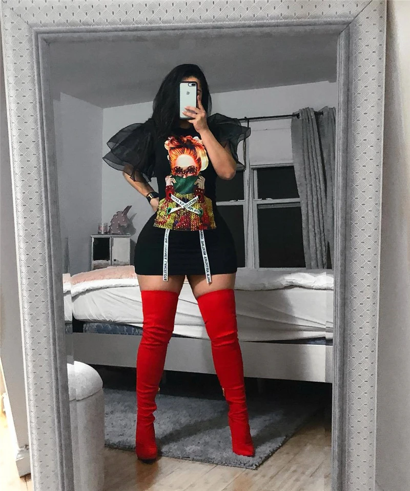 (4)