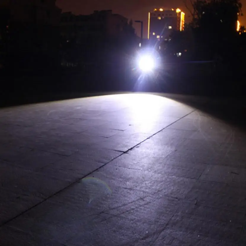 Clearance bicycle light Bike headlights T6 night riding light flashlight mountain bike USB rechargeable headlight glare F1232YQ 3