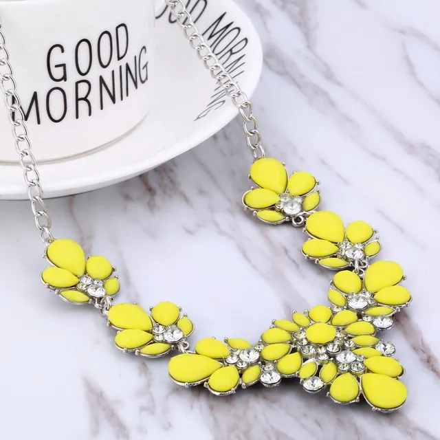 Flowers Rhinestone Necklace (7 Colors)