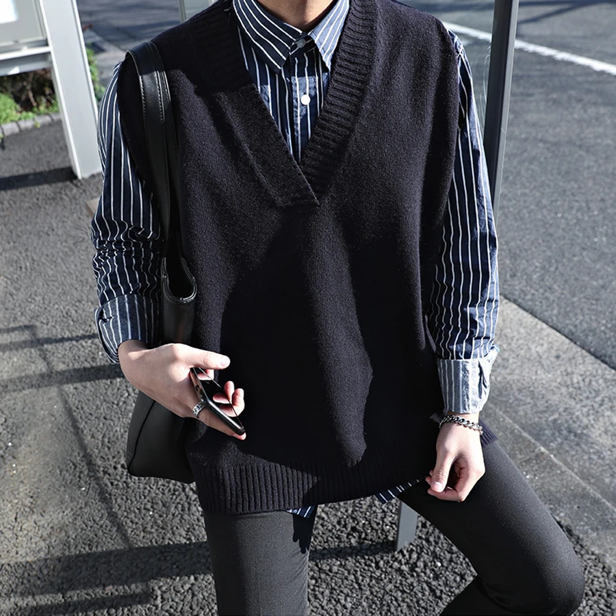 

M-XXL!!Spring and autumn loose sleeveless thin sweater Japanese couple men's sleeves V-neck knit vest sweater vest tide.