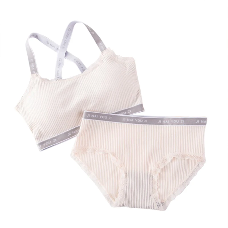 Комплект женского нижнего белья из бюстгальтера топа и трусов|Комплекты белья| |