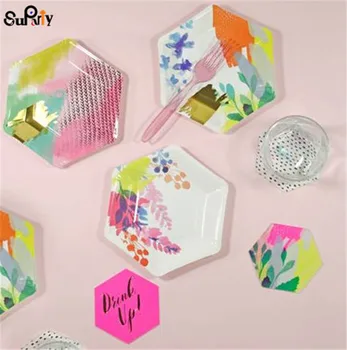

24pcs Hexagon Floral Paper Plates Small 7inch Dishes Garden Tea Party Fiesta Floral Tableware Birthday Events Party Supplies