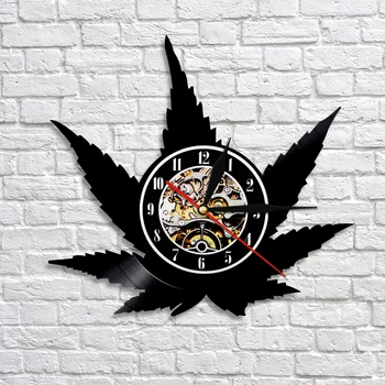 

Maple Leaf Vintage Vinyl Record Wall Clock Modern Design 12"LP Record Laser Cut Time Clock 3D Art Wall Home Decor