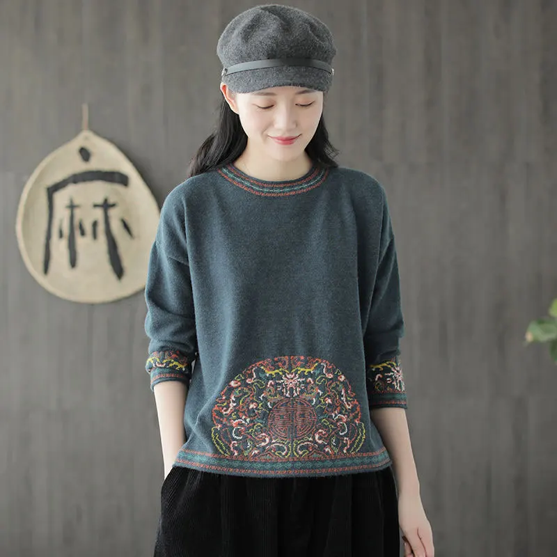 

Autumn Winter Women Pullovers Vintage Embroidery O-neck Casual Sweater Korea Fashion All-match Knitted Pullover Sweaters D93