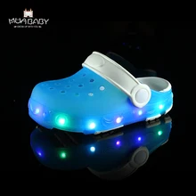 Muababy Children’s sandals 2017 summer LED Lighted Flashing boys girls EVA beach Slippers sandals kids fashion shoes sandals S49