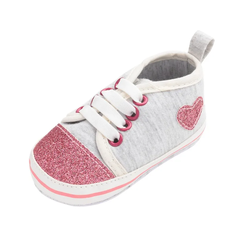 Обувь для новорожденных, для малышей, с принтом сердца, для маленьких мальчиков и девочек, мягкая детская подошва, кроссовки, для детей 0-18 месяцев
