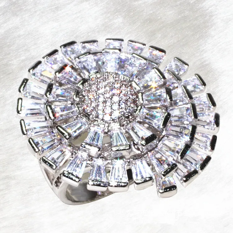

Luxury fashion conch shaped rotary flower female ring is the focus of the audience High-end and classy ALW1821
