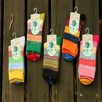 

Wholesale 10Pairs/Lot Cotton Women Spring Vintage Folk Style Middle Tube Socks The explosion of New winter Cotton double socks