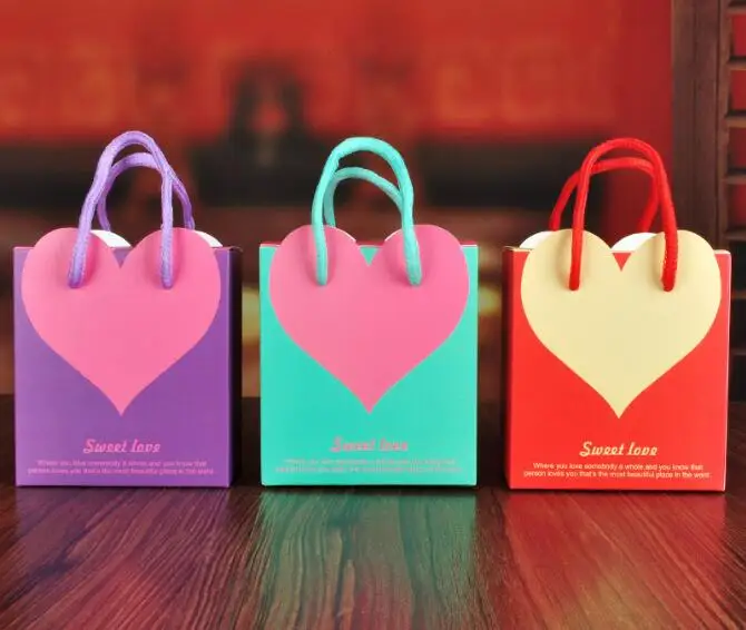Free Shipping 50pcs/lot Paper Love Heart Candy Bag/ Gift Bag 3 Color ...