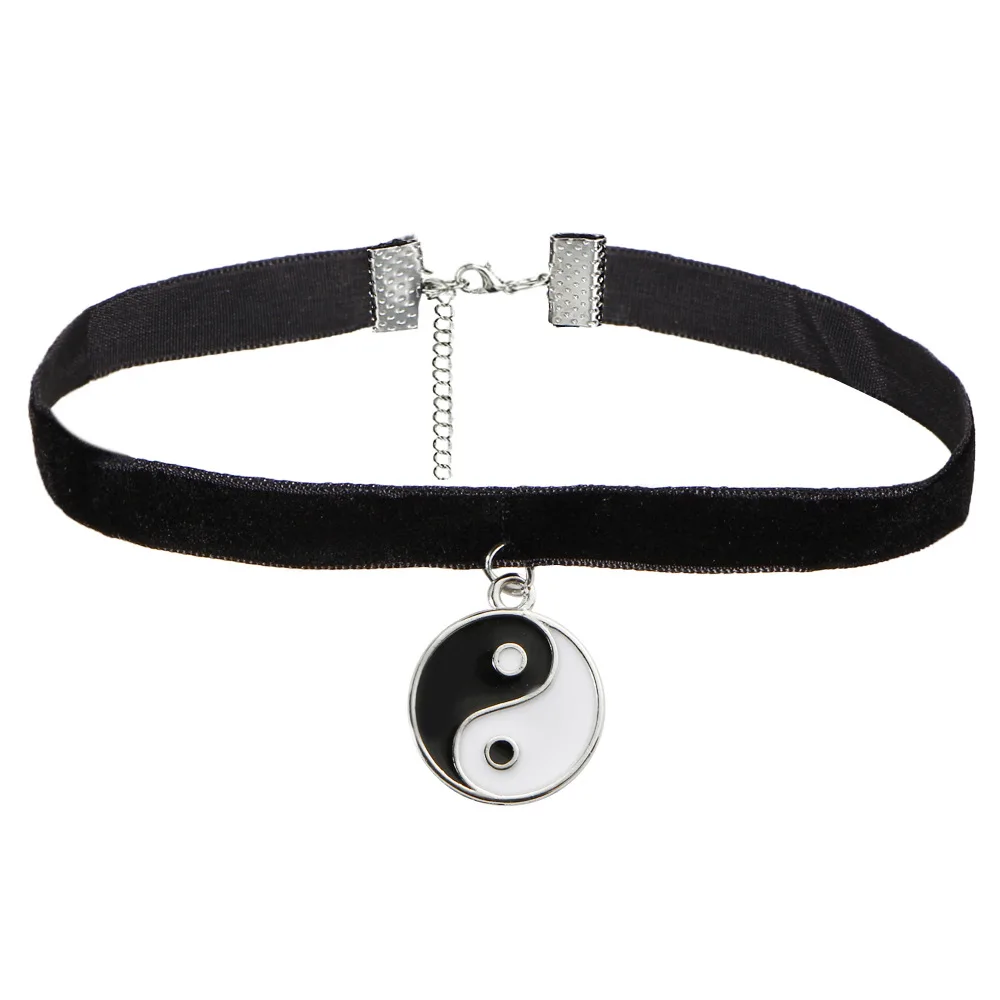 3877987728_793437558