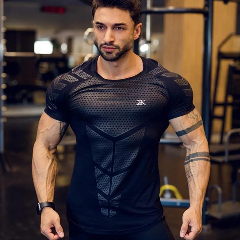 Compressão De Secagem Rápida Camisa Dos Homens Correndo Esporte Magro Curto  Camiseta Masculino Ginásio Fitness Musculação Treino Preto Topos Roupas -  Camisetas - AliExpress