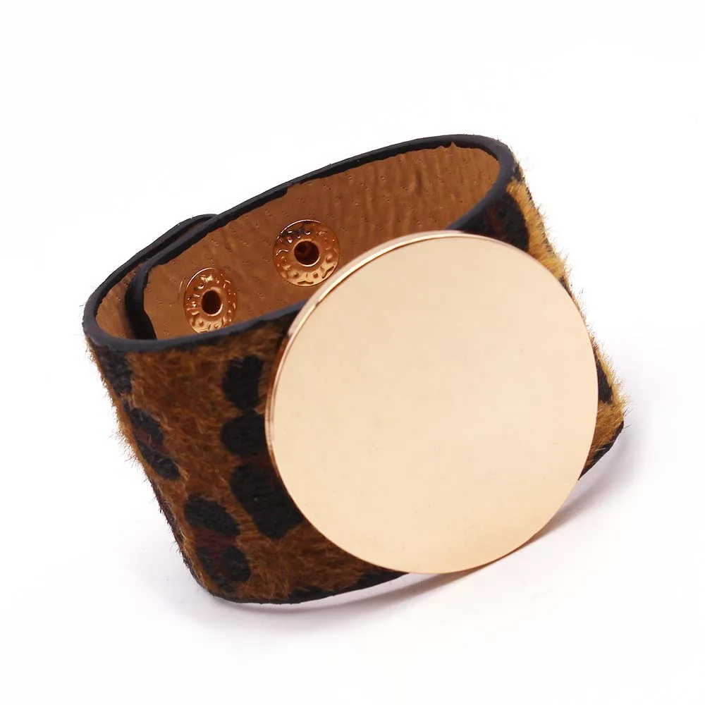 D& D Модные леопардовые Очаровательные кожаные браслеты для женщин Простые универсальные OL V слова широкие браслеты-манжеты для женщин новые ювелирные изделия для рук - Окраска металла: 19