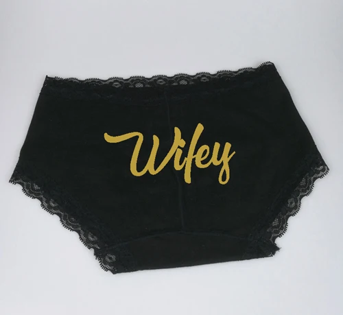 wifey black