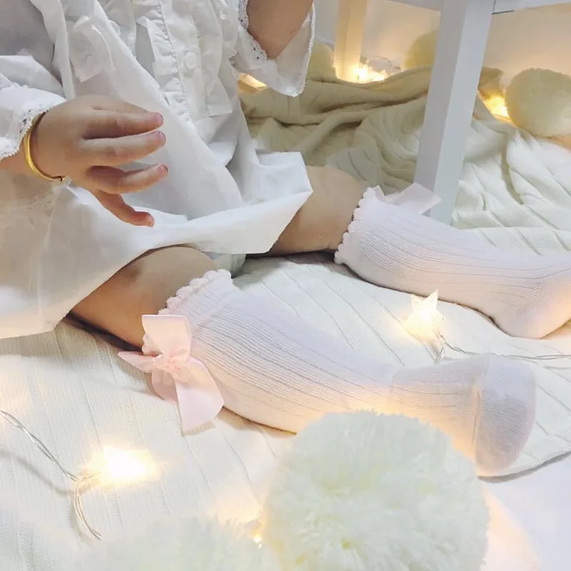Одежда для новорожденных Одежда для маленьких девочек мягкая, украшенные милыми бантиками носки хлопковые Повседневные детские Нескользящие ботильоны пузыри плотные рубчатые носки с вертикальными полосками