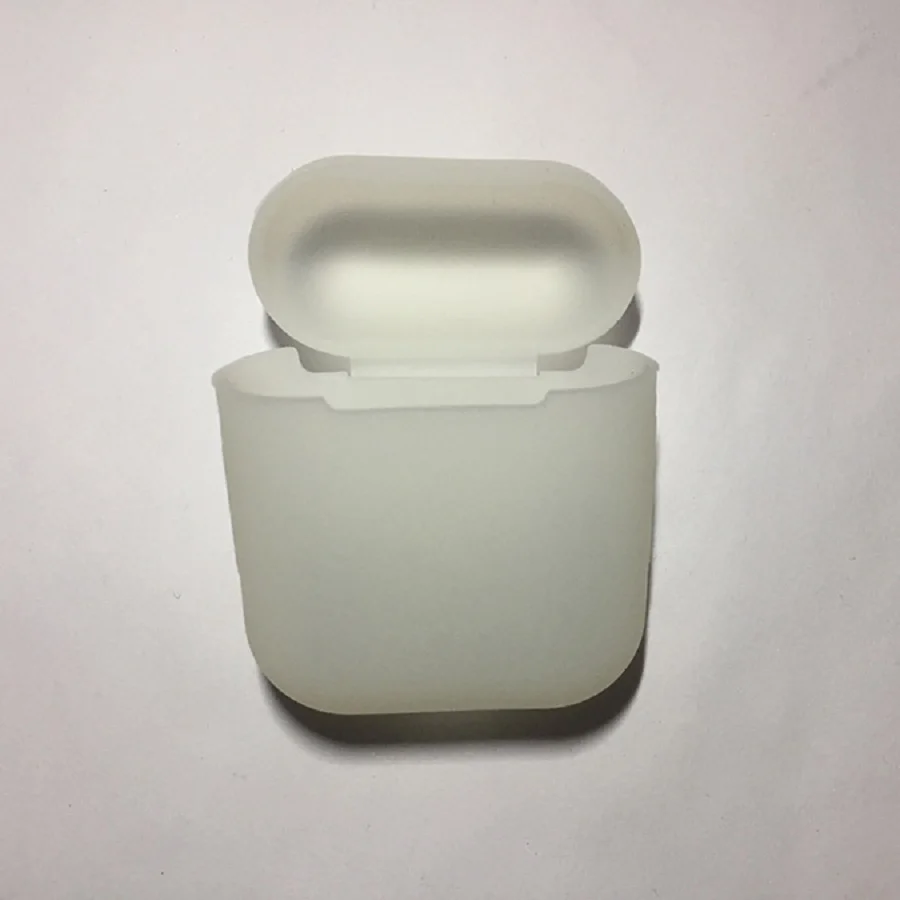 Светящийся в темноте Силиконовый чехол для Apple Airpods серебристый защитный с