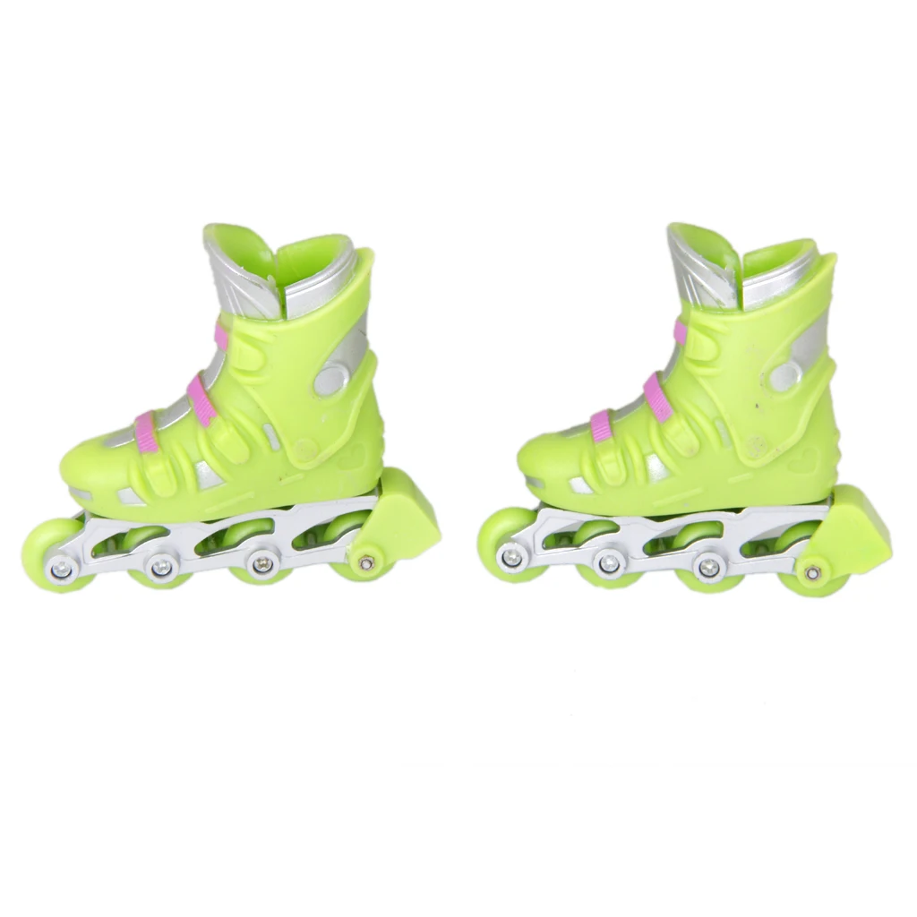 One Pair ABS Plastic Finger Roller Skates, Sport Games Kids Collectibles Gift, Doll Shoes Accessory Dollhouse Green