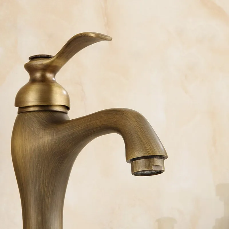 Basin Faucet Antique Brass Single Handle Bathroom Vanity Sink Faucet Basin Deck Mount Mixer Tap KD730 Basin Faucet Antique Brass Single Handle Bathroom Vanity Sink Faucet Basin Deck Mount Mixer Tap KD730