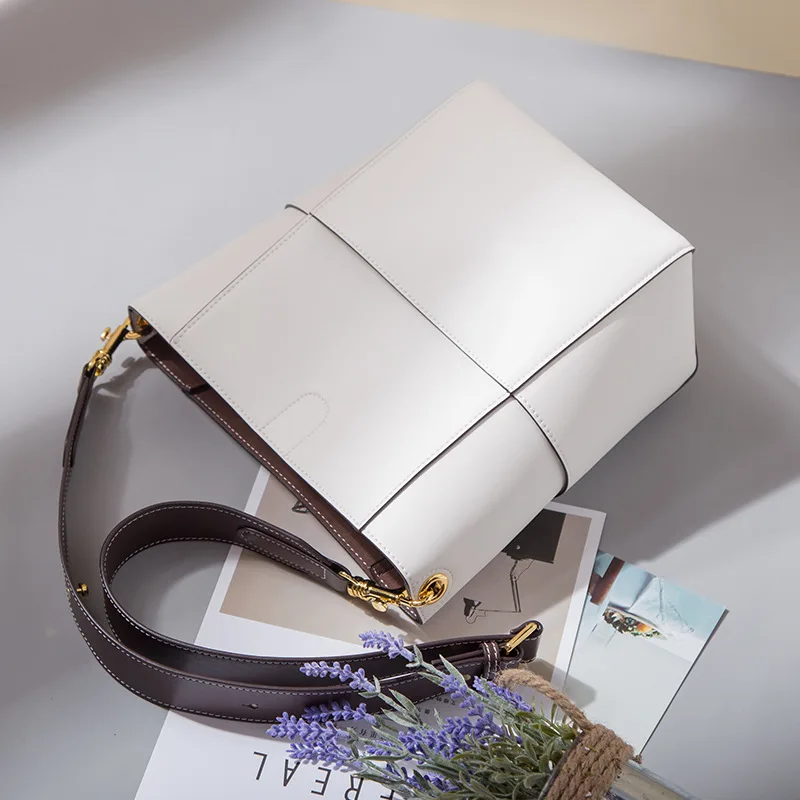 

Fashion Split Leather Handbag Bucket Luxury Handbags Women Bags Designer Crossbody Bags For Women Shoulder Bag Ins Hot Sale