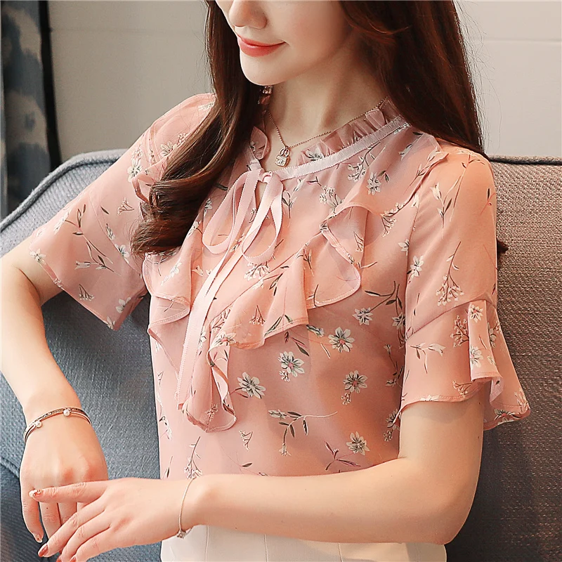 

2019 Summer new short-sleeved Lady shirt floral print Chiffon Women's Blouse Ruffles Flare Sleeve Korean Female OL tops