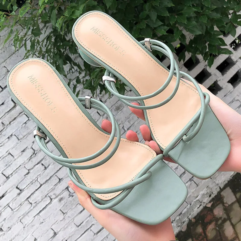 

2019 New Low Heel Women Sandals White Green Sandals Women Beach Summer Shoes Woman Slippers Outdoor Slides chaussures femme