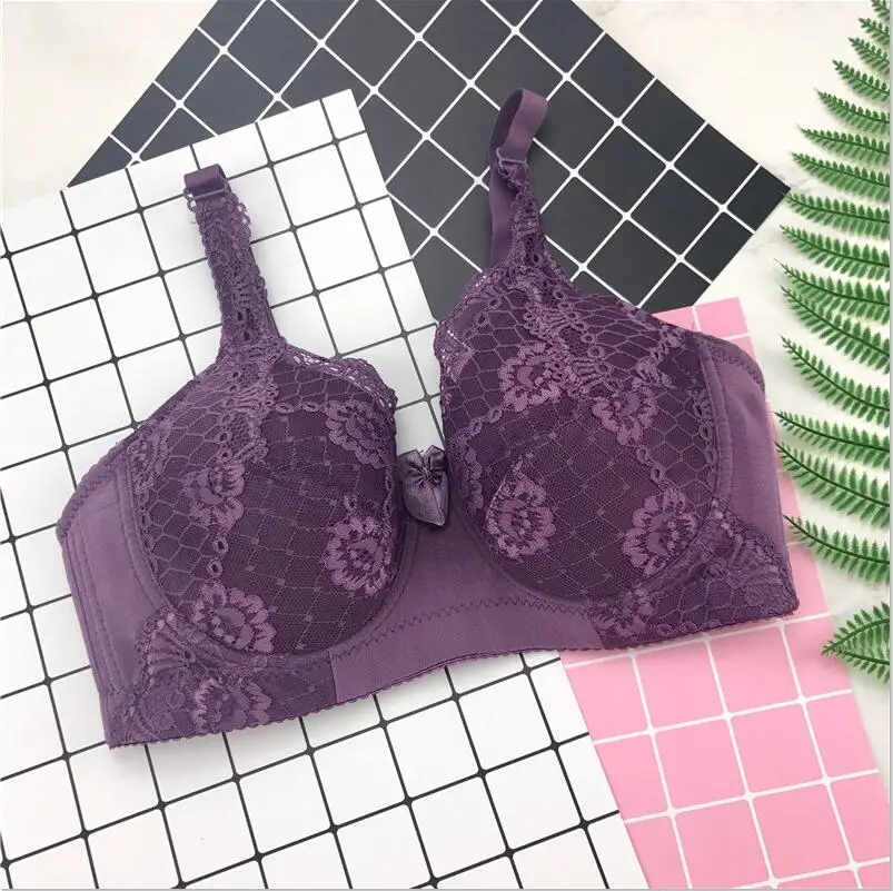 New Fashion Thin Section Sexy Large Size Four Breasted Cde Cup Lace