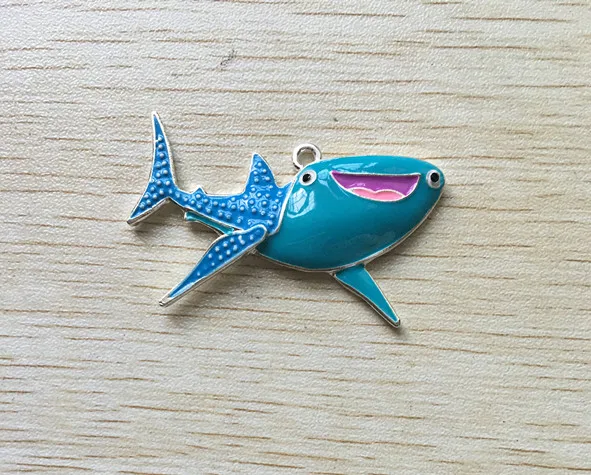 

51x32mm10pcs/lot silver Zinc alloy all enamel shark Pendants for Halloween Necklace making
