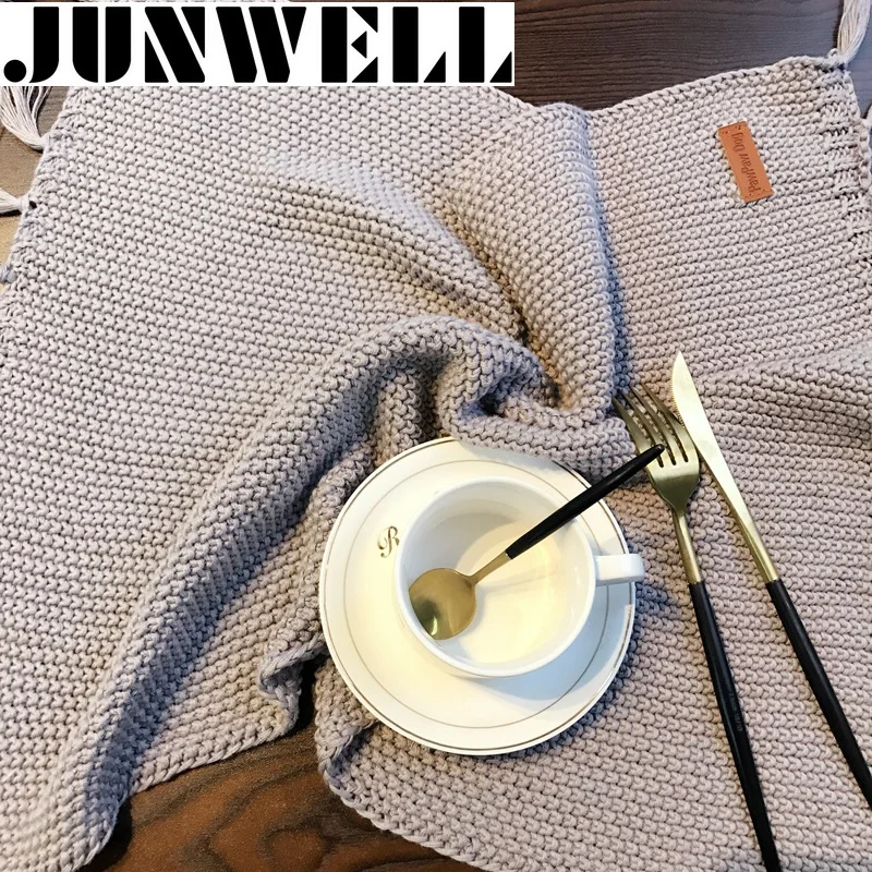 

2PCS Set French Style Tassel Fringe Cotton Knitted Table Placemat Decorative Napkin Photo Prop 39X52CM + 7.5CM Tassel Napkin