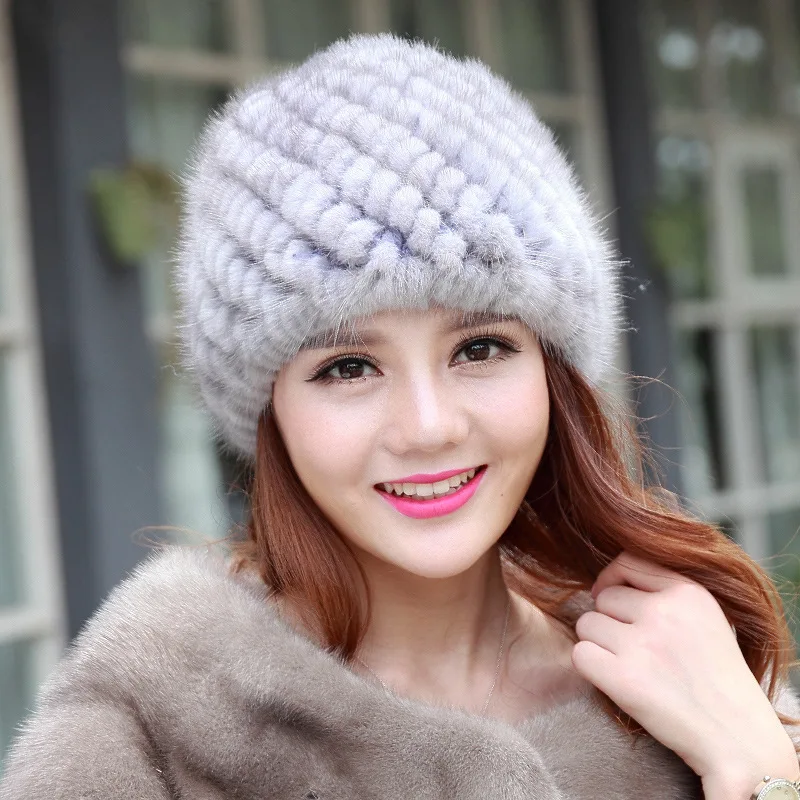 ФОТО Women Winter Hats With Natural Real Fur Female Warm and velvet Cap Mink Fur Real Knitted Caps Pineapple Hat In the elderly hat