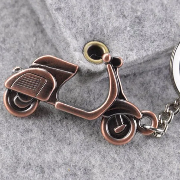 3D Classic Pendant Key Chain Antique Bronze Motorcycle Scooter Keyring Keychain Personality Keychain Creative Festival Gift