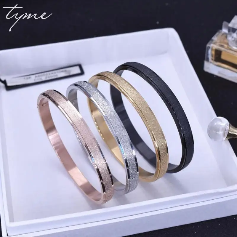 

Korean Popular Stainless Steel Matte Love Fashion Simple Bracelets For Women Bangle Men Cuff Bracelets Jewelry Pulseras CLB57