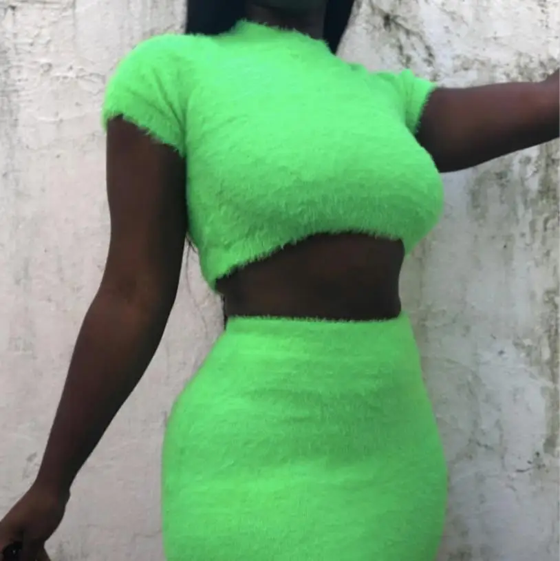 

BKLD New Female Two Pieces Sets 2019 Autumn Short Sleeve Crop Tops And High Waist Two Pieces Skirt Set Women Green Club Outfits