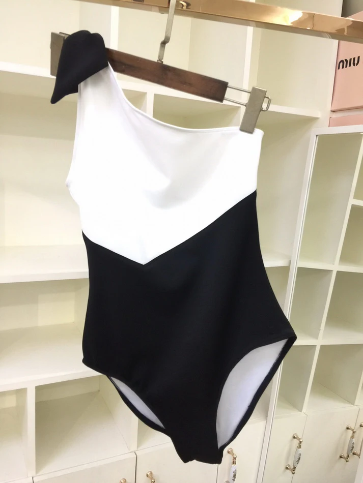 

2019 runway fashion women black white patchwork bodysuit