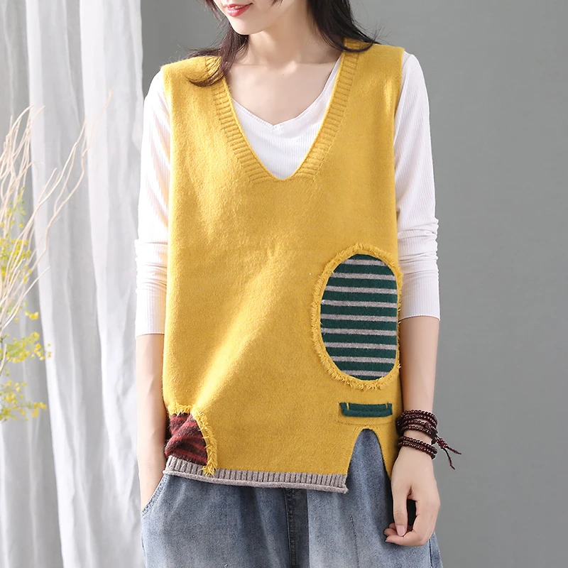 

2019 Autumn Woman Sweater Knitting Japanese Mori Girl Vintage Stripes Patch V-neck Vests Sleeveless Women Pullovers