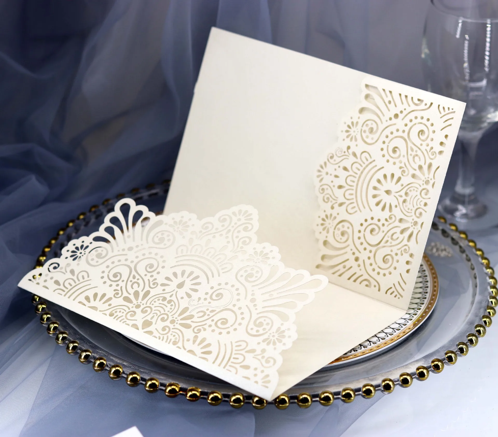  (50 pieces/lot) Star Hotel with Hollow Invitation Laser Invitation Wedding Invitation Blessing Gree - 33050606690
