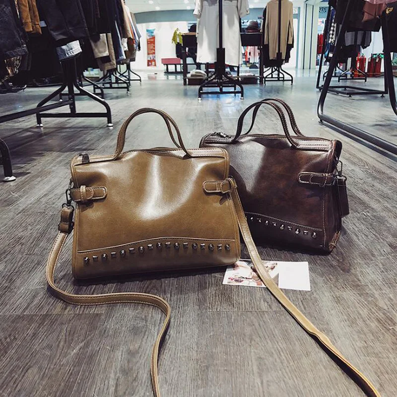 REPRCLA جديد خمر حقيبة يد المرأة حقيبة كتف عالية الجودة النفط بو الجلود Crossbody الإناث حمل الأعلى مقبض حقيبة بولسا الأنثوية REPRCLA جديد خمر حقيبة يد المرأة حقيبة كتف عالية الجودة النفط بو الجلود Crossbody الإناث حمل الأعلى مقبض حقيبة بولسا الأنثوية