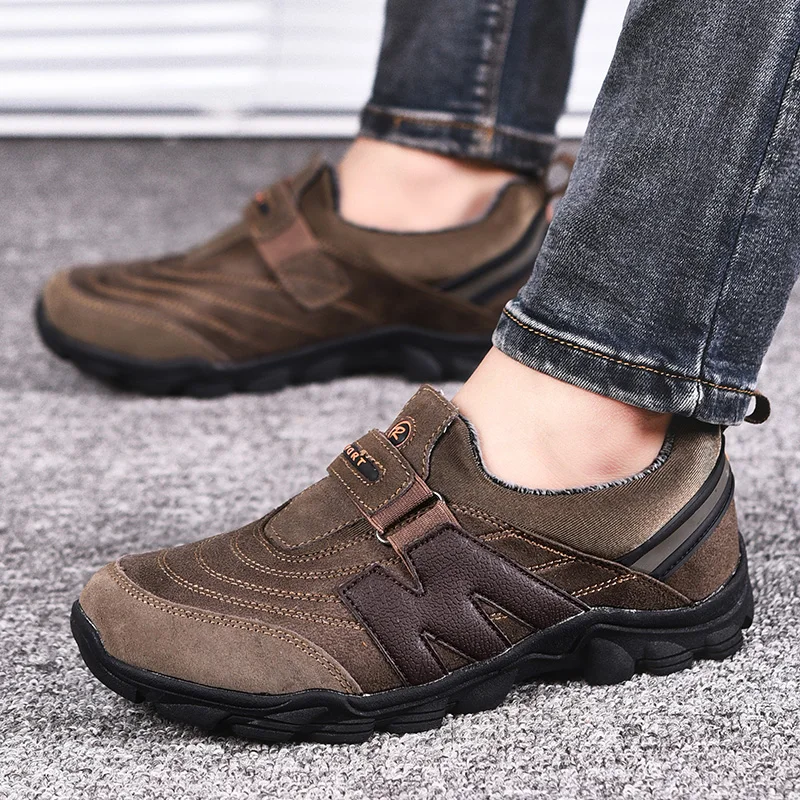 

Man Hiking Shoes Dark Brown Gray Mens Rock Climbing Shoes Comfortable Trail Male Sneakers Winter Outdoor Sneakers For Men