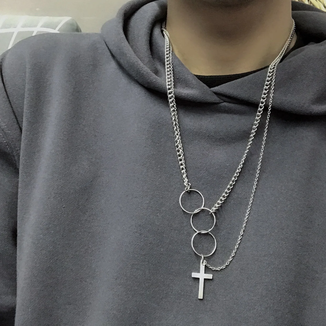 

Dropship 2019 New Fashion Ornaments Cross Ring Long Money Chain Hip-hop Trendsetter Pendant Accessories Product Niche Design