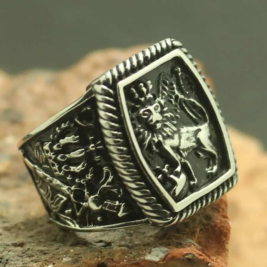 Mens Boys Punk Gothic Lion King Crown Sword Knight Vintage Ring