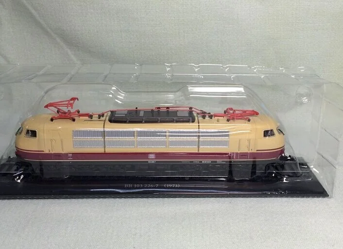 1:87 HO Scale BR 103 226 7 (1973) модель железнодорожного транспорта статическая модель|train