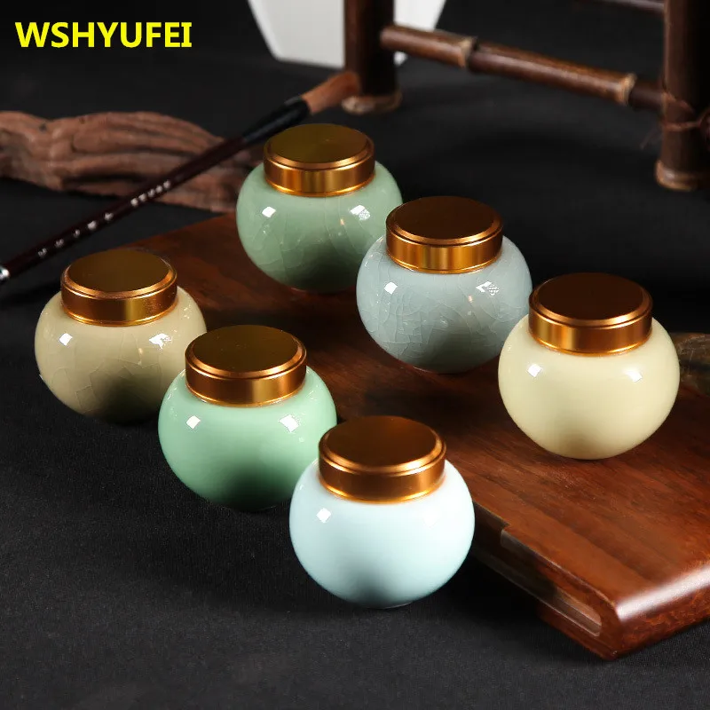 

Quality Storage tank Celadon Mini Tea Pot Convenient Travel Deposit Tea Pot Ceramics Small Tea Pot Seal Up Tea Packing Box