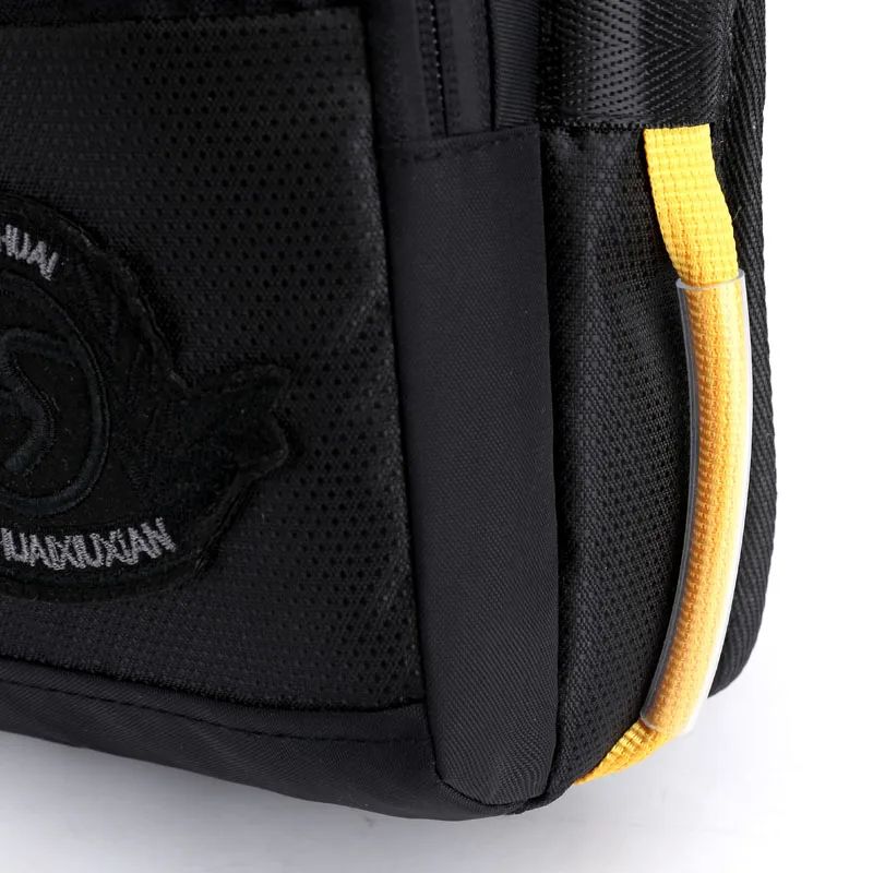 BN042Black04