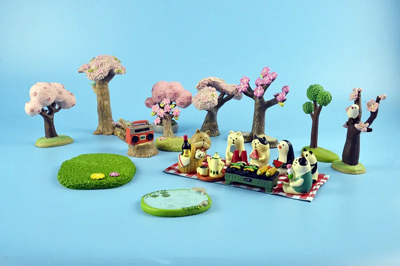 

Japanese kawaii cartoon calico cat penguin white bear panda go picnic miniature figure Sakura tree lawn stump pool furniture toy