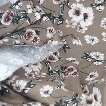 Хлопок с наждачной простой коричневый с розовыми цветами ткани мягкие для DIY Осенняя модная одежда Домашняя одежда платье текстильная ткань