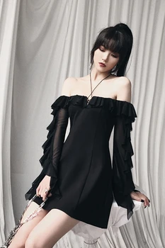 

Sexy Black Short Dress French Romantic Palace Perspective Ruffle Mini Dress Designer Off Shoulder Long Sleeve Party Sundress